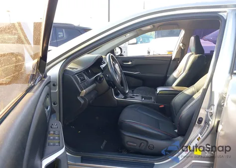 2017 Toyota Camry Le/Xle/Se/Xse z USA, uszkodzony, nr VIN 4T1BF1FK0HU401361